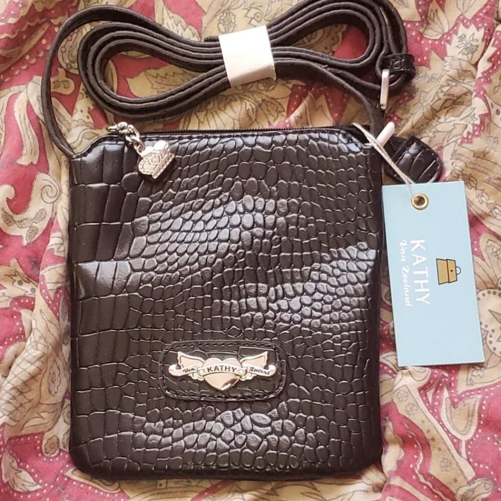 KATHY Van Zeeland - Black Crossbody - Faux Leather Crocodile